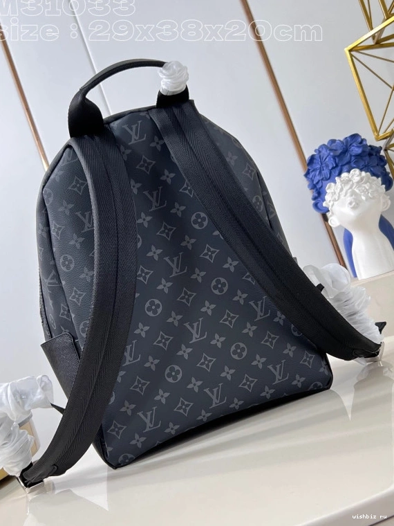 WIS 38 Backpack LOUIS 20cm x PM-29 Discovery x VUITTON 0802